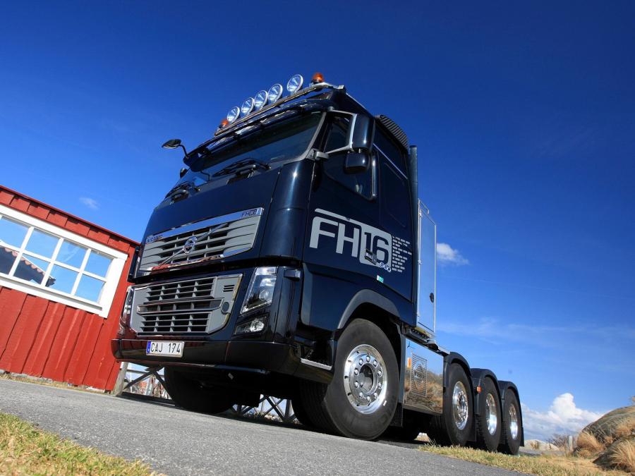  Volvo FH16 660 8x4 2008 года  (фото 4 из 11)